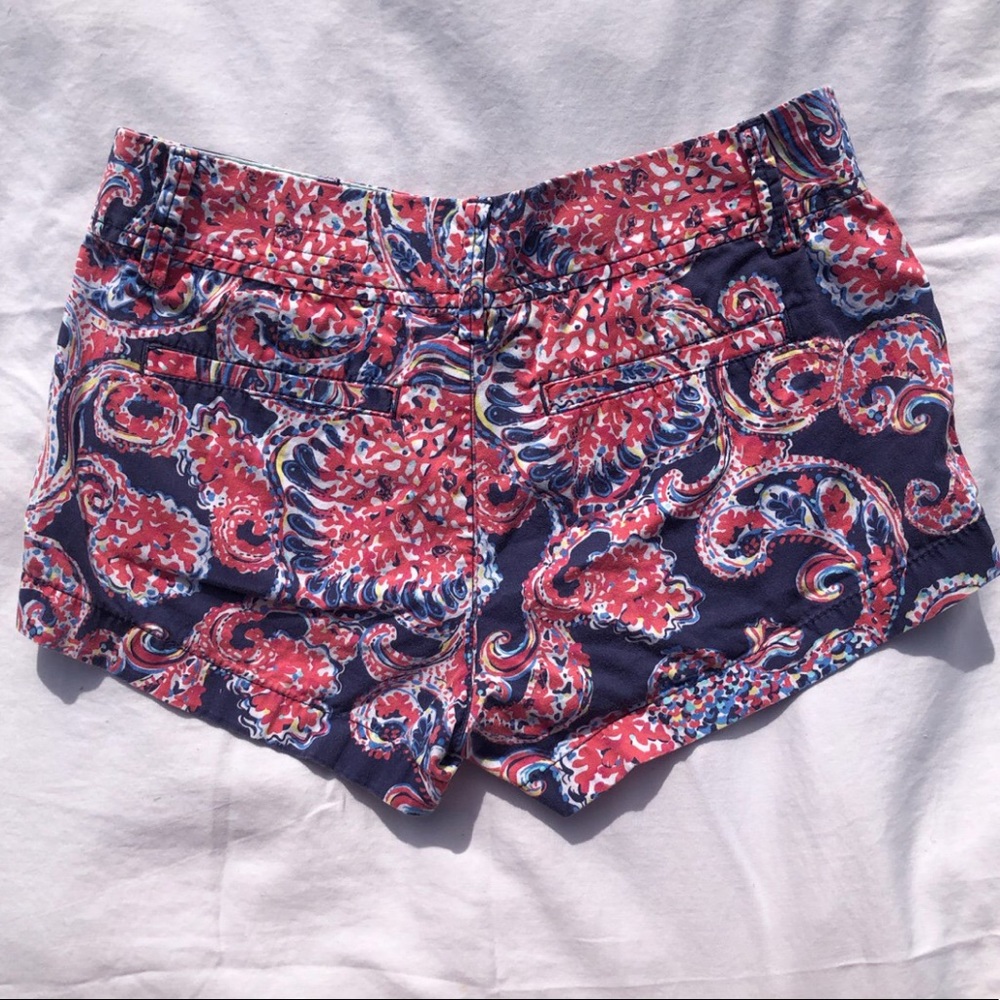 Lilly Pulitzer Walsh Shorts View 3